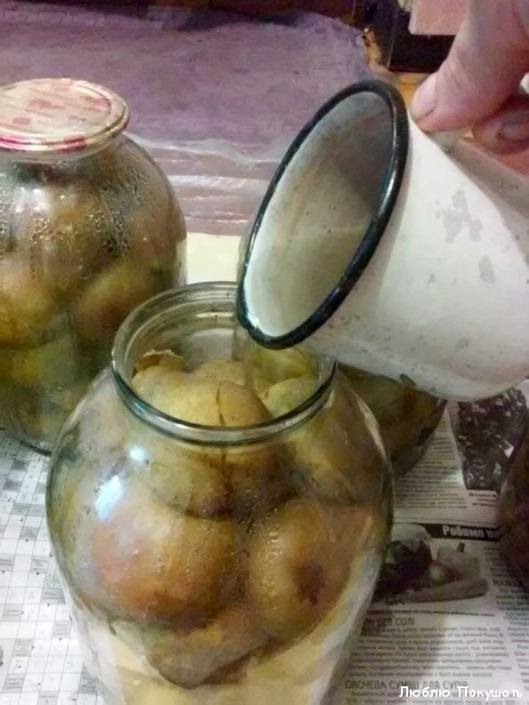 kompot-iz-grush-na-zimu-foto